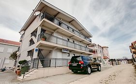 Zaton Apartmani M. Ilesh